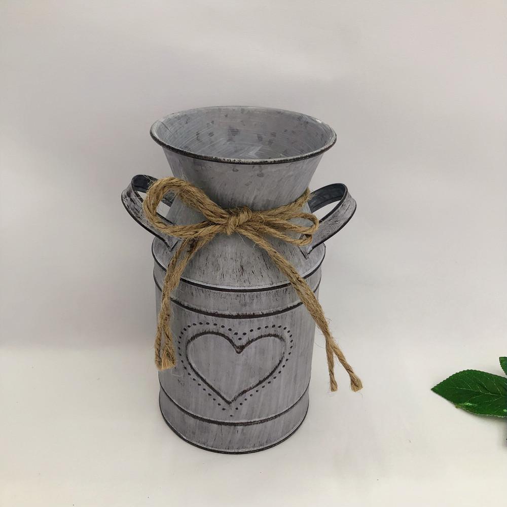 Retro Garden Metal Vases Flowers Bucket Barrel Artificial Arrangement Flower Holder Home Gardening Ornaments Retro Metal Craft
