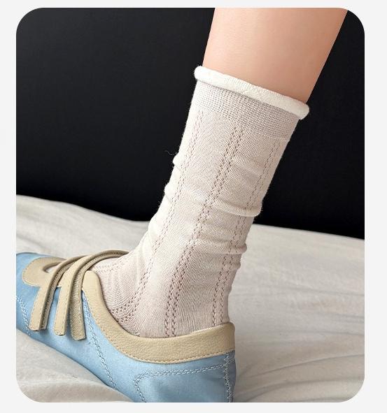 Women's Summer Lightweight Lace-edged Open-weave Tubeless Cotton Socks with Mesh Ventilation, Ballet-style Mid-calf Length, Without Bones.