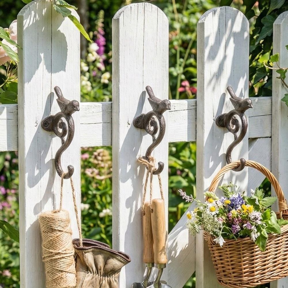 Durable Rustic Cast Iron Wall Hook Heavy Duty Decorative Vintage Bird Coat Hanger Sturdy Antique Wall Mounted Rack Living Room