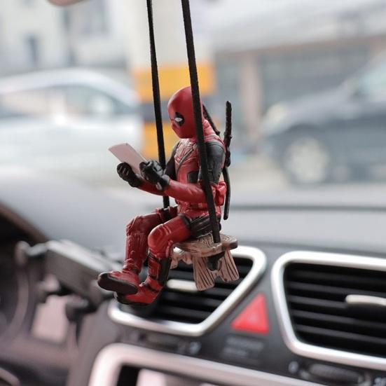 Anime Auto-Spiegel-Hängeanhänger Deadpool-Schmuck Auto-Funktions-Rückspiegel-Anhänger für Auto-Innenraum-Dekoration Weihnachtsgeschenk