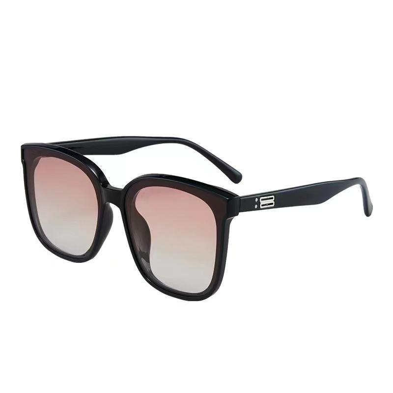 TR90 Women Sunglasses Big Square Frame UV400 Protection Fashion Female Sun Glasses High Quality Lightweight