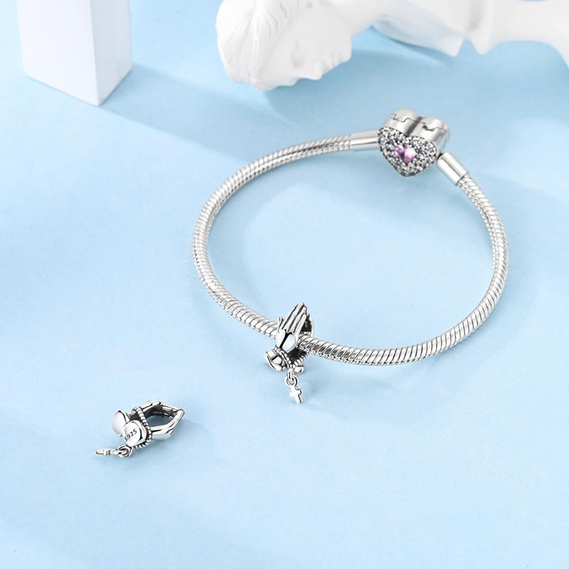 Charm Genuine Copper The Hand Of Prayer Religion Bead Fits Bracelets Women Jewellery DoItYourself Beautiful Gifts Accessory