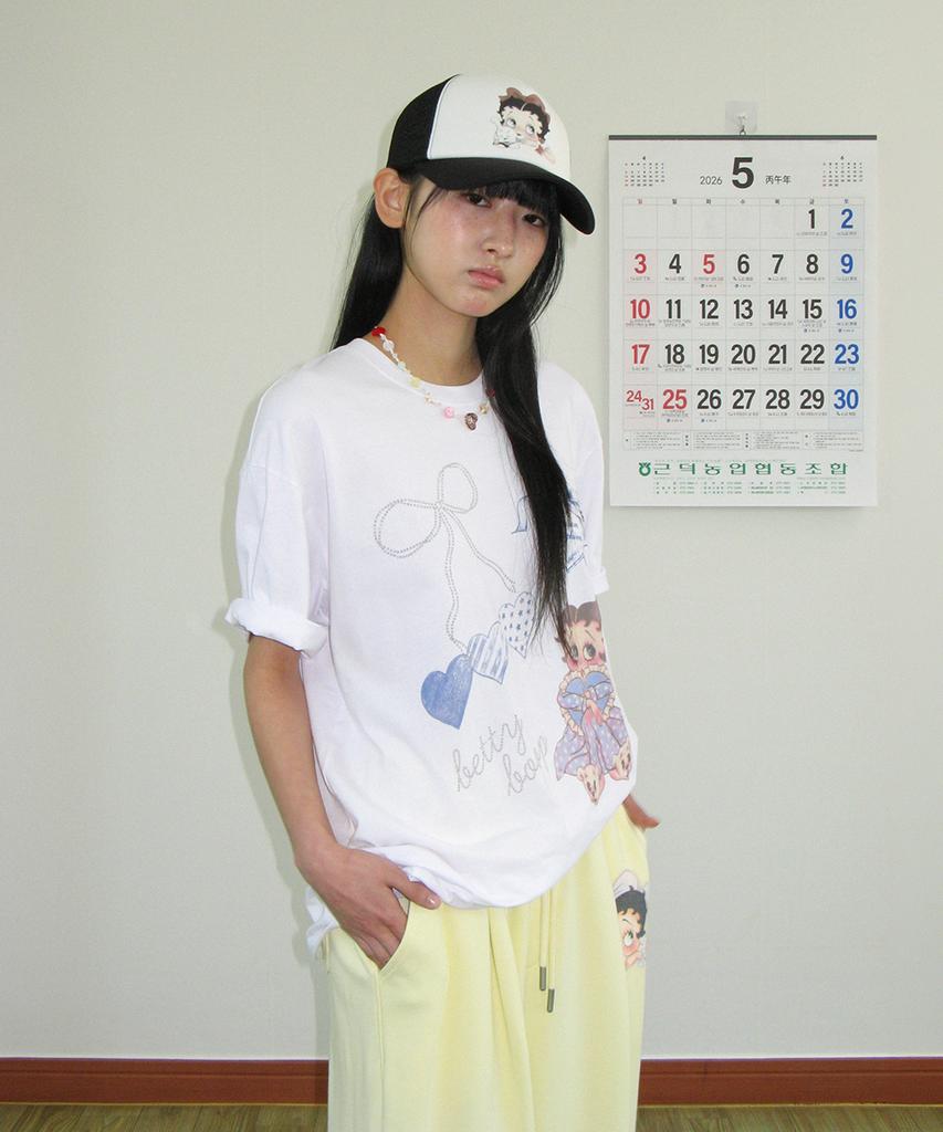 RONRON Betty Boop Dreamy Ribbon Over Fit T Shirt White