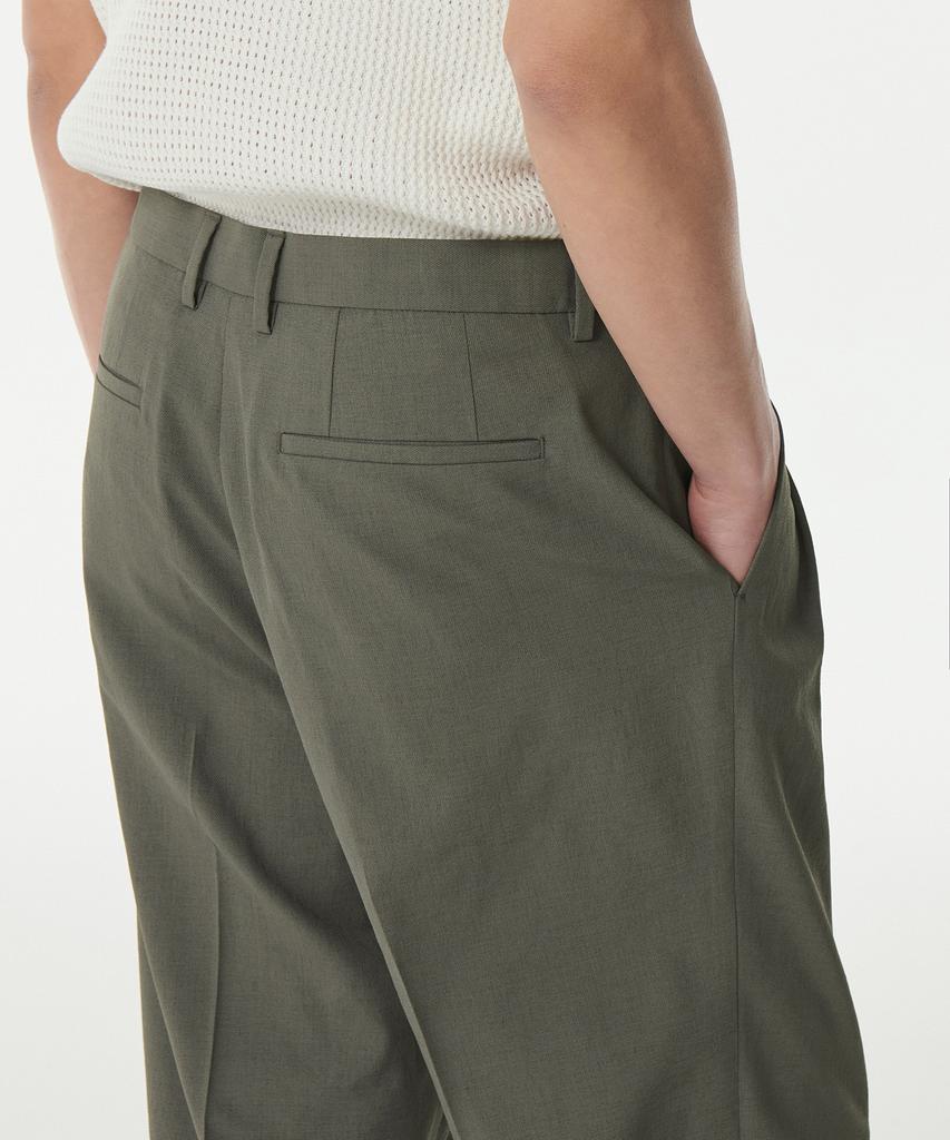 Musinsa Standard Cool Touch To Tuck Wide Hidden Elastic Waist Slacks [Khaki Gray]