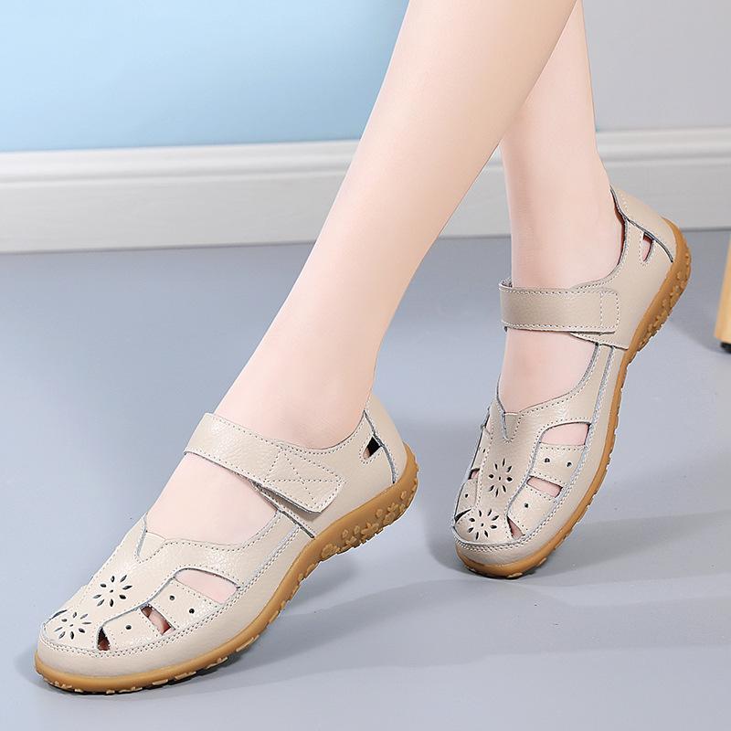 Women Comfy Round Toe Buckle Sandals Casual Lightweight Hollow Out Summer Shoes Retro Style PU Leather Wedge Beach Slippers