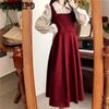 Velké jarní a podzimní červené šaty pro panenku s výstřihem v pase a tenké retro falešné dvoudílné dlouhé sukně šaty pro módu a design