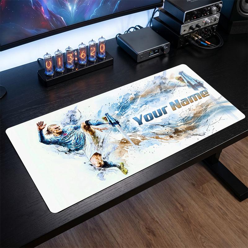 Erling Haaland Custom Grote Muismat, Gepersonaliseerde Naam Tekst Print, Voetbal Logo Antislip Bureau Mat Gaming Cadeau