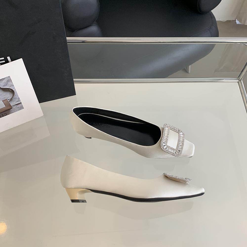Fashion Round Toe Women Pumps Shallow Slip On Belt Buckle Rhinestone Chain White Black Brown Sexy Party Pumps Fashion Size 35-39
