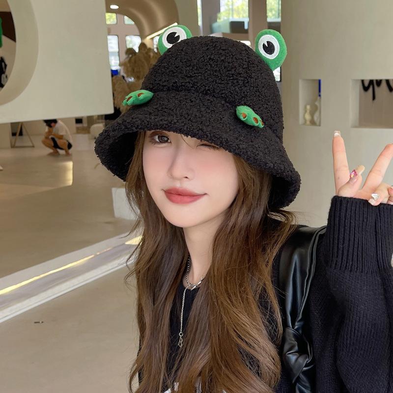 Fisherman Hat for Women In Autumn and Winter Outdoor Versatile Travel Warm Cartoon Hat Big Head Circumference Japanese Cute Frog Basin Hat