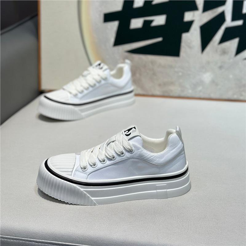 Trendige Marke Herrenschuhe Frühling Neu Niedrig geschnitten Stoffoberfläche Bequem Lässig Weiche Sohle Schnürung Koreanische Version Vielseitig Atmungsaktiv Netz Rot Schuhe Herren