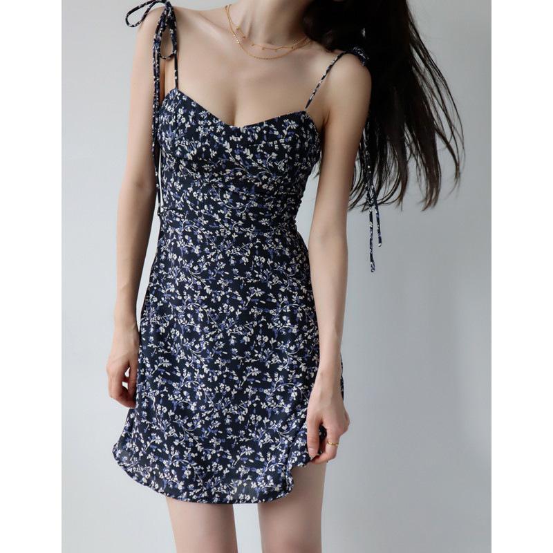 Xiao Zou Ju Floral Hip-wrapped Dress for Women's Summer Sexy Low-cut Straps A-shaped Skirt Short Skirt Beach Skirt
