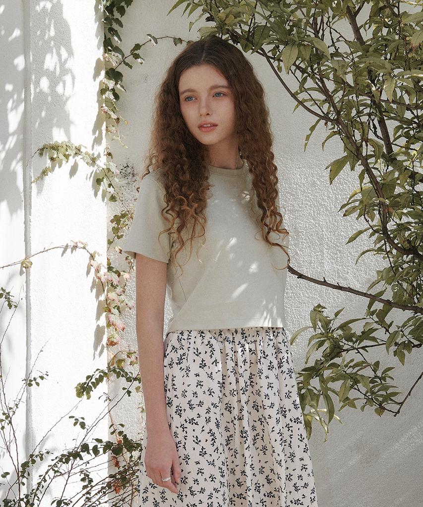 Jyudiaenpol Floral Flare Skirt (2 Colors)