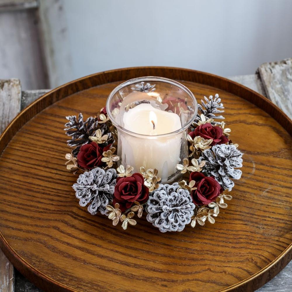 Weihnachts-Kerzenständer-Kranz Rote Früchte Künstliche Blumen Kerzenring Weihnachten Neujahr Tischdekoration Kerzenhalter Girlande