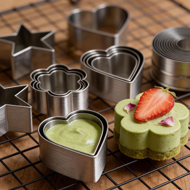 Stainless Steel Heart Baking Mold Set