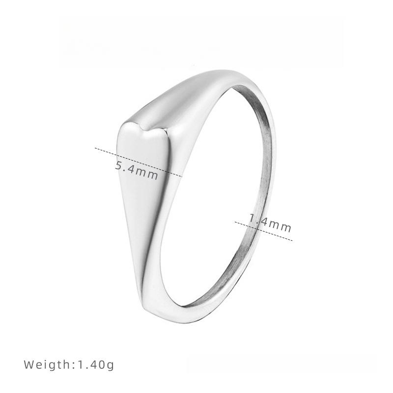 Simple and Fashionable Peach Heart Ring Niche Design Smooth Plain Ring Ring Design Women's Jewelry Titanium Steel