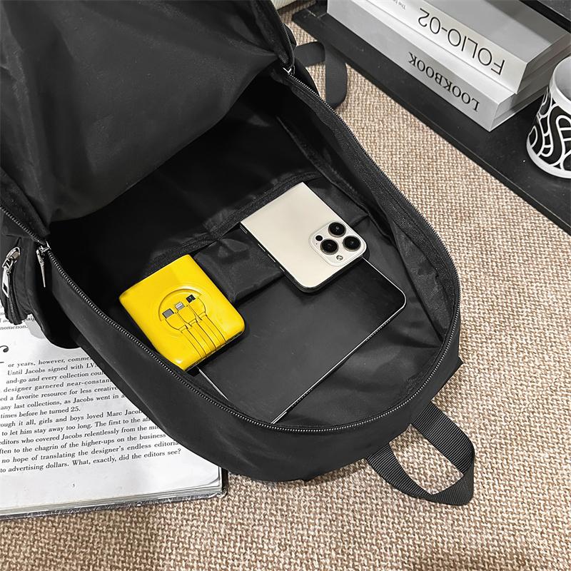 Carino Zaino a Pois – Borsa Scolastica alla Moda e Funzionale per Uomini e Donne – Perfetto per l'Uso Quotidiano