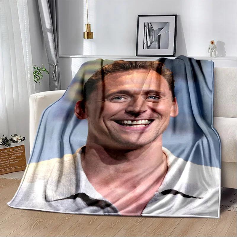 Tom Hiddleston Collage Plaid Actor Soft Plush Blanket,Flannel Blanket Throw Blanket for Living Room Bedroom Bed Sofa Picnic kids