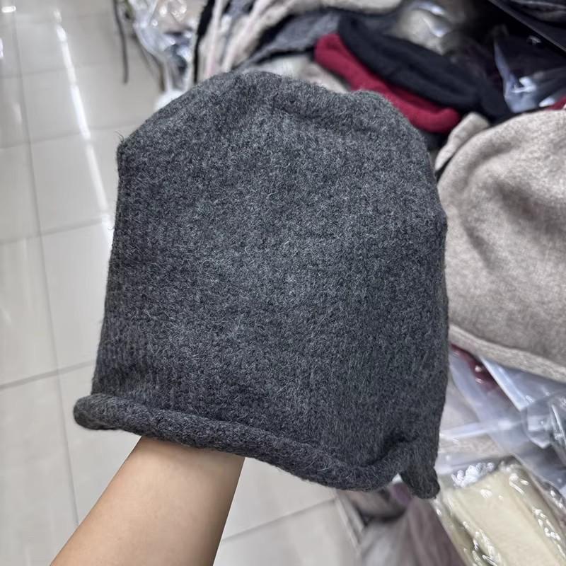 Autumn and Winter Warm Loose Wool Pile Hat Children Large Elastic Thin Face Cover Wool Hat Internet Celebrity Simple Knitted Hat
