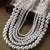 Vintage Necklace with Sweet Style, Layered for A Luxurious and Exclusive Look, Suitable for Various Occasions and Versatile On The Collarbone.