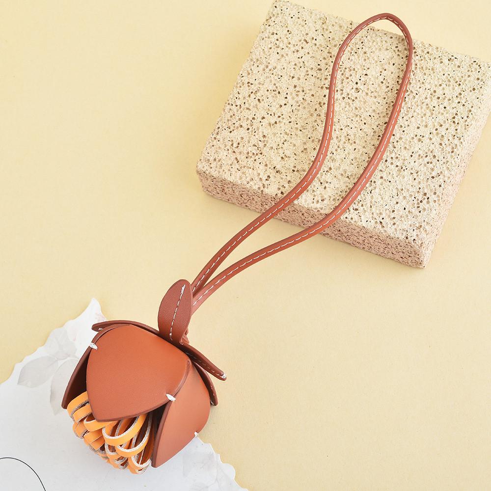 Floral Bag Charm Keychain With Woven Leather For Women Accessories