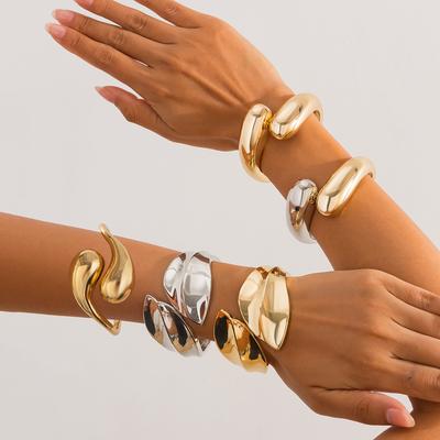 Fashion Metal Texture Water Drop Hug Bracelet Female, Exaggerated Design Spring Open Bracelet
