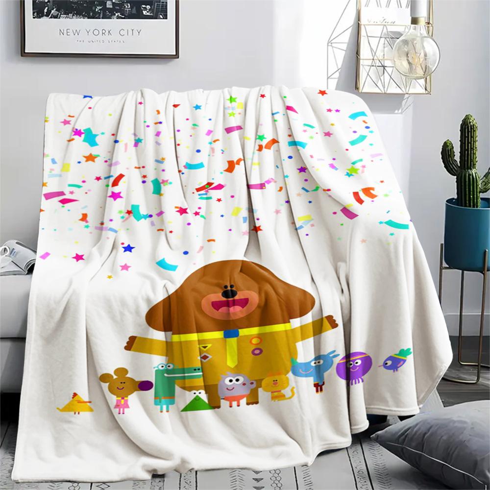 1PC Hey Duggee Patterned Flannel Blanket Suitable For All Seasons for Home Decor Warmth and Comfort Gifts Holiday Present