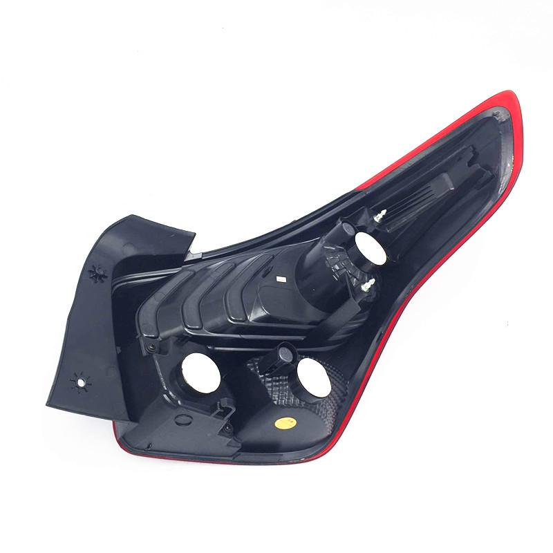 Hyundai Reina 17-18 Rear Taillight Assembly: Turn Signal, Brake, Reversing Light Cover