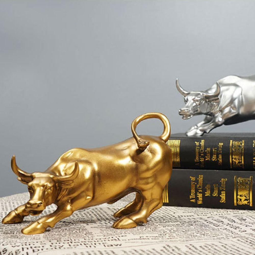 Light Luxury Golden OX Resin Figurine Feng Shui Nordic Animal Figurine Office