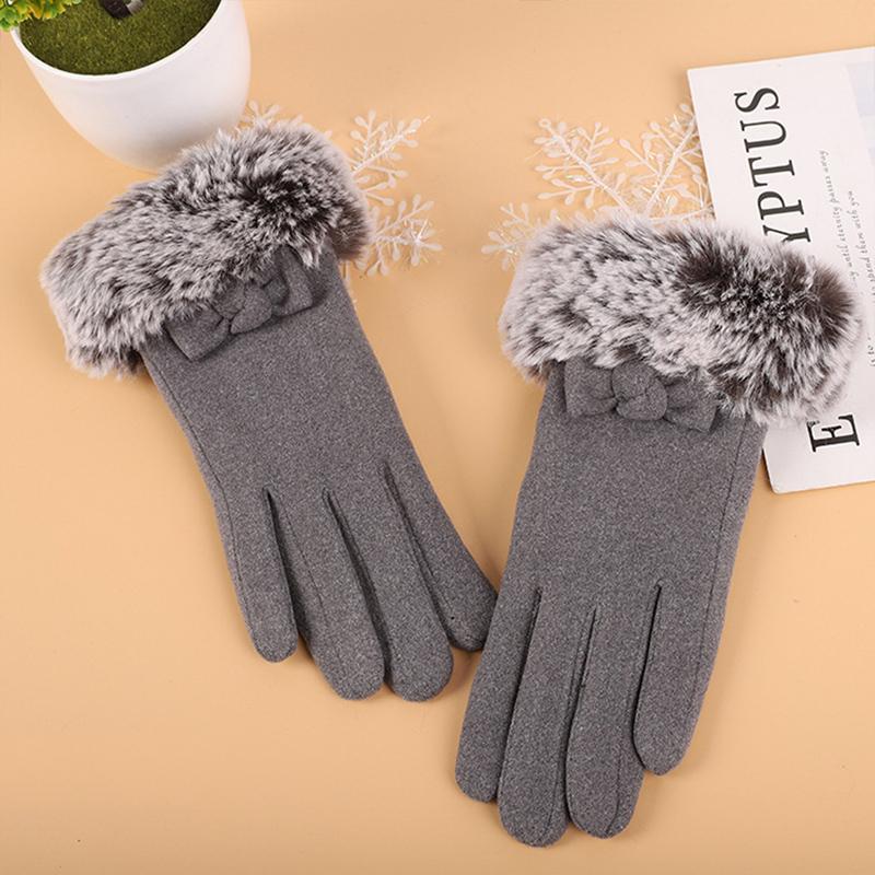 New Fashion Women Gloves Autumn Winter Cute Furry Warm Mitts Full Finger Mittens Women Outdoor Sport Female Gloves Screen