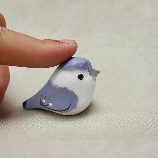 Handmade Bird Figurine Carving Wooden Miniature Wildlife Bird Statue Sculpture for Living
