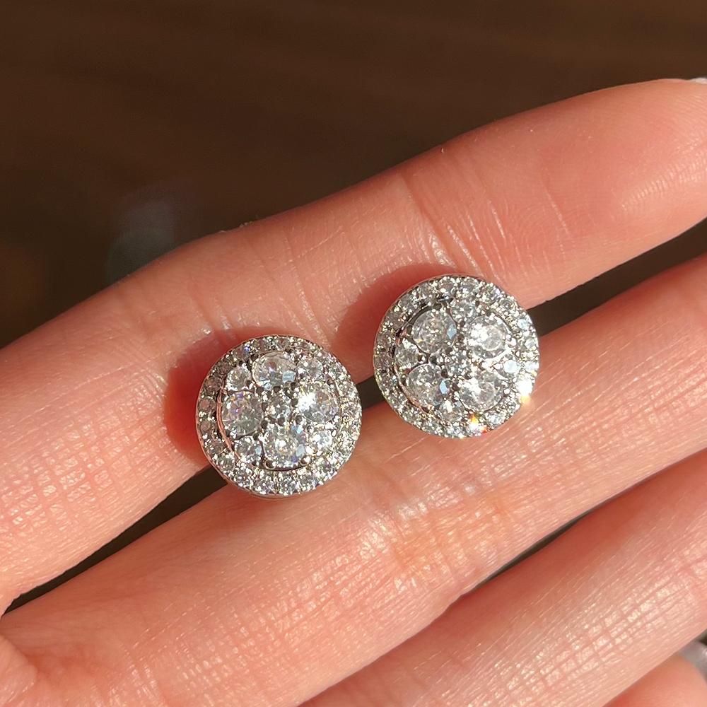 Huitan Dazzling Round Cubic Zirconia Stud Earrings for Women Simple Classic Female Ear Piercing Earrings Timeless Style Zircon