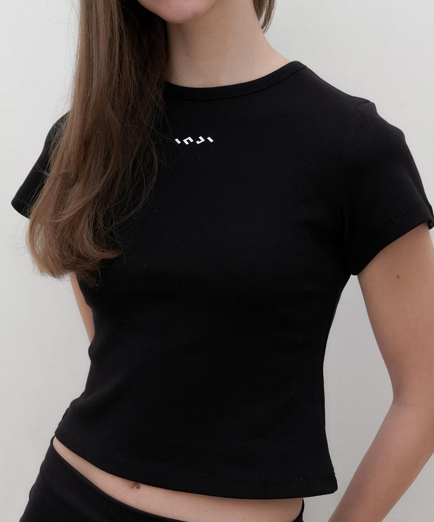 INJIACTIVE Slim Fit Logo Crop Tee Black