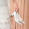 White Wedding Shoes Thick Heel Bridal Shoes Rhinestone Pointed Toe Mid-heel Dress Shoes for Wedding Women Pumps