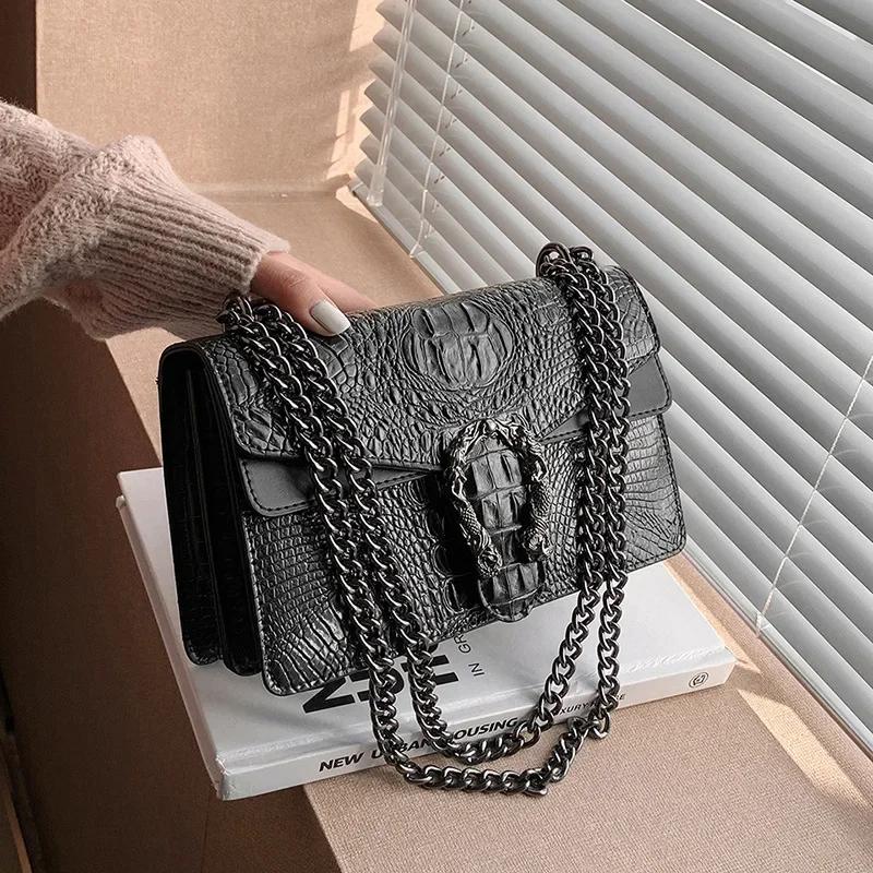 Luxusné kabelky Crossbody taška cez rameno pre ženy Koža s potlačou hada Večerná listová kabelka Retiazkový popruh Peňaženka