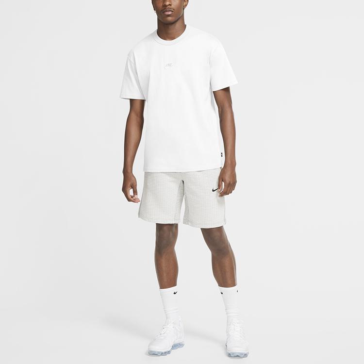 Nike T Shirts Men's White Crew Neck Moderate Straight Fit DB3194-100