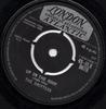 7inch Record DRIFTERS - Up On The Roof / Another Night With 45HLK9626 London Records, 1962 UK Soul/Funk Used