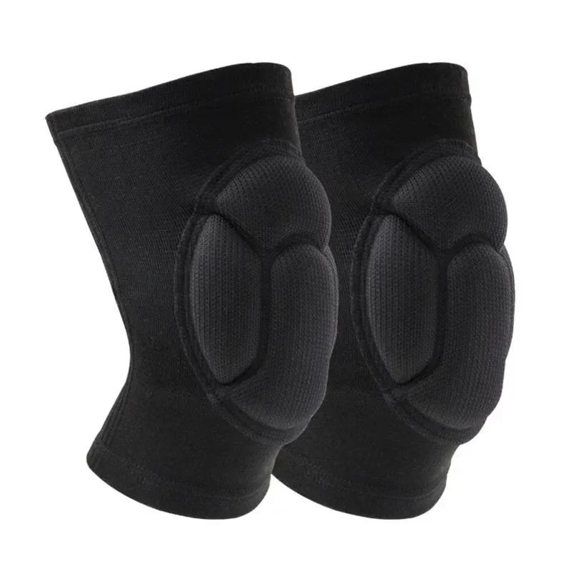 Anti-collision sponge knee pads suitable designed for both men and women. These knee pads are designed for dancing volleyball roller skating
