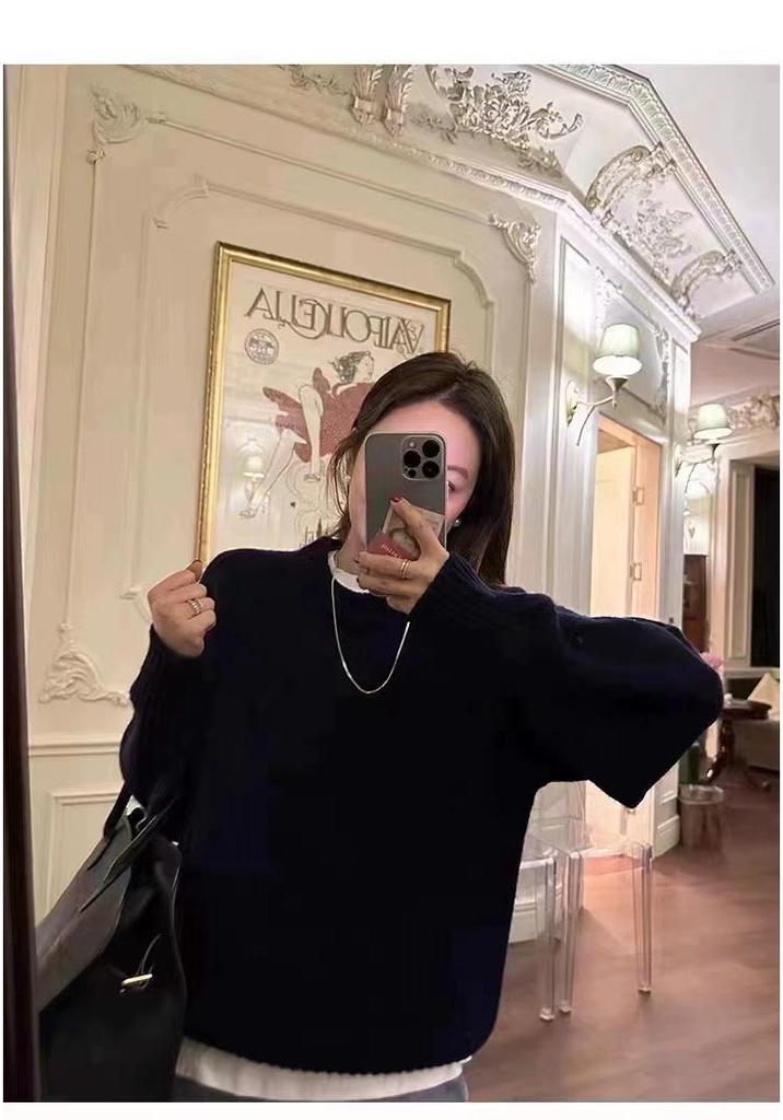 Women's Autumn & Winter Wool Sweater - Loose Knit Round Neck, European & Korean Style, High Quality, Thick & Cozy.
