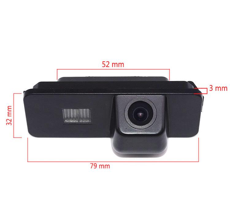 Compatibile con Focus Hatchback, Chevrolet Epica e Cruze: Telecamera posteriore HD integrata per auto.