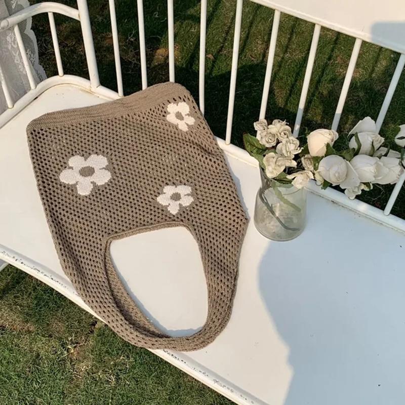 Fashion Sweet Flower Knitted Hollow Tote Bag Large Capacity Shopping Bag Ladies Simple Retro Shoulder Bag Handbag for Women KTB