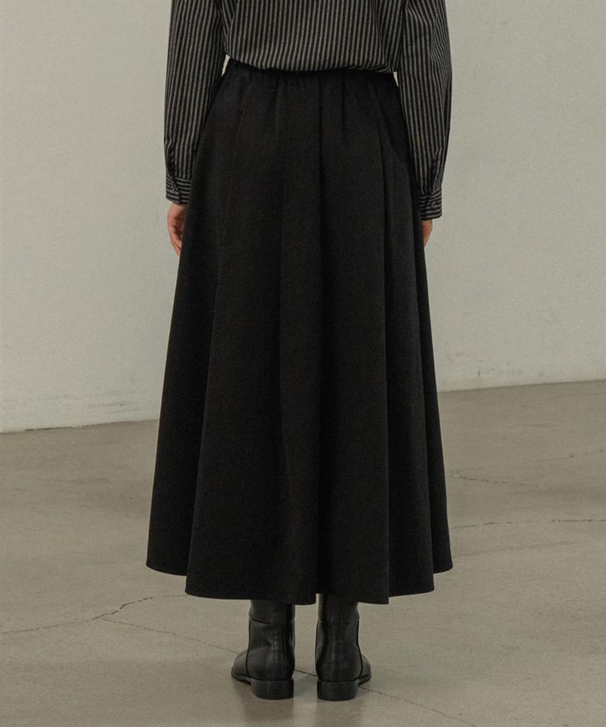 Mosyupamosyu Strap Maxi Flare Skirt [Black]