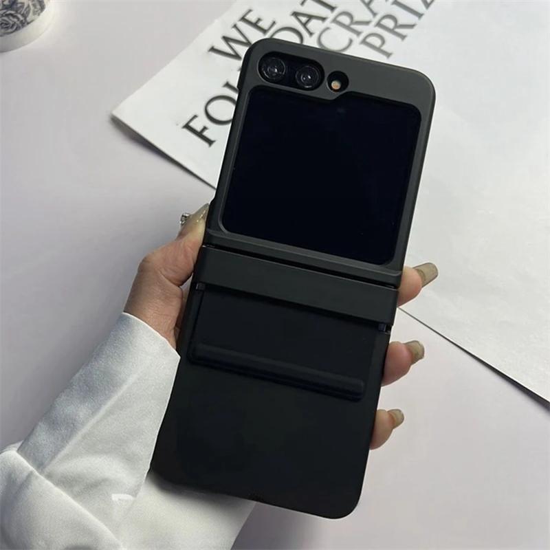 Luxury Silicone Elastic Strap Hinge Shockproof Phone Case for Samsung Z Flip 6 5 4 3 ZFlip 6 ZFlip 5 Folding Hard PC Solid Cover
