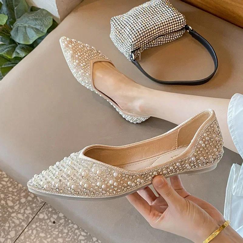 Fashion Women Fashion Rhinestone Flats Shoes Women Pointed Slip on Loafers Ladies Comfortable Soft Sole Shallow Single Shoe Plus Size