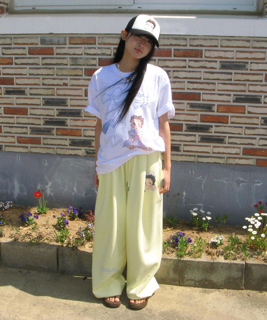 RONRON Betty Boop Dreamy Ribbon Over Fit T Shirt White
