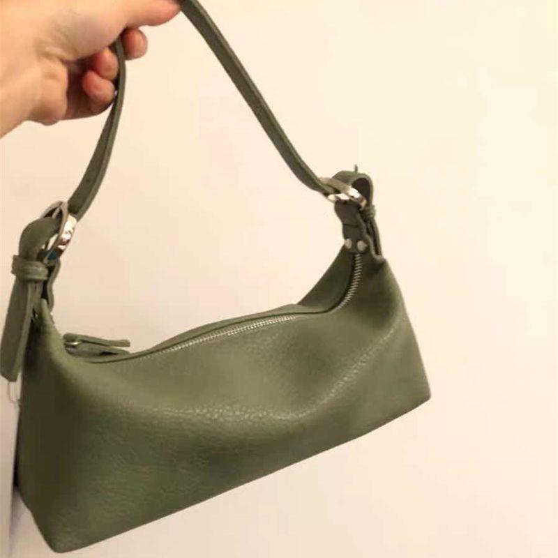 Vielseitige Unterarmtaschen Kleine weiche Ledertaschen für Damen Knödelförmige Taschen Herbst und Winter Französische Nische Umhängetaschen Halbmondförmige Taschen