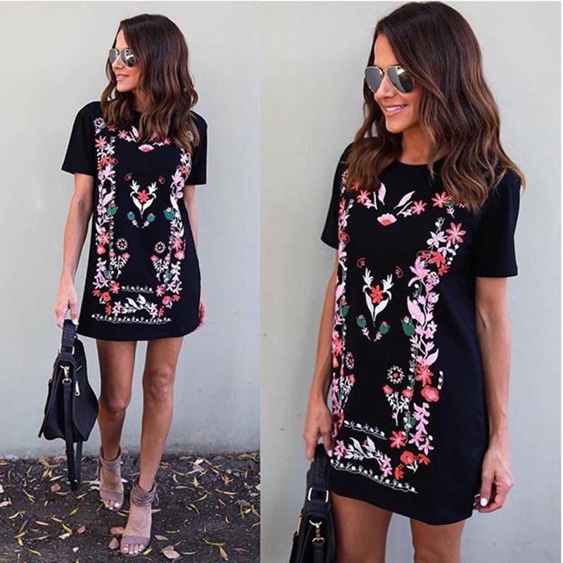 Summer Fashion Women Printed Shortsleeve Long Tshirt With Casual Round Neck For Comfortable Wear