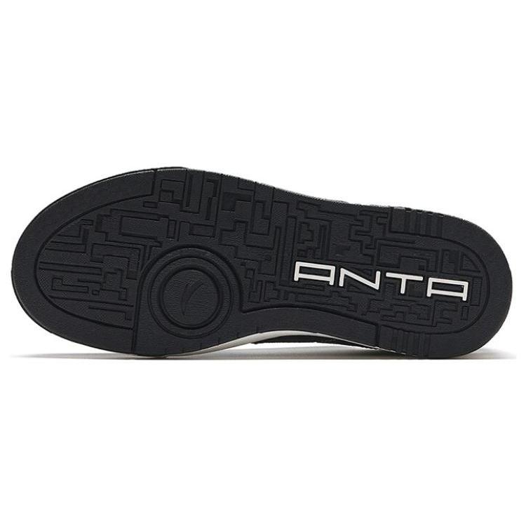 Anta Slip Resistant Cushioning Low Top Skateboard Shoes Women's Ivory White/Black 122338011-2