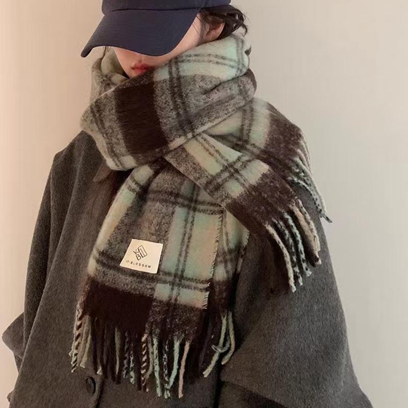 Autumn And Winter New Couple Scarf Women'S Warm Thick Shawl Retro Lazy Style Plaid Neck Scarf