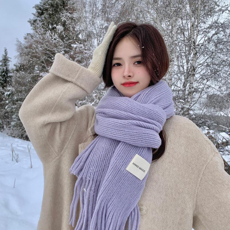 Korean version of knitted wool scarf women's winter new solid color white student long warm scarf high sense