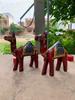 Handgefertigtes Holz-Kamel-Set: Rajasthani bemaltes Tischdekoration